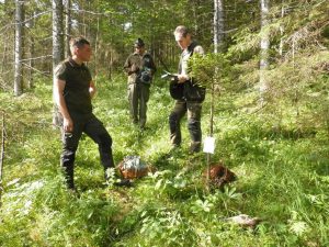 HF Georg Krautgartner mit seiner Hündin Bria nach erfolgreicher Arbeit