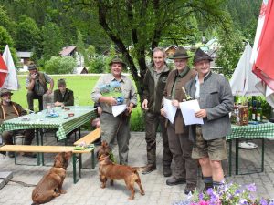 Stefan Rauchbauer mit Emmi v. Schnepfenstein - (c) Klub Dachsbracke