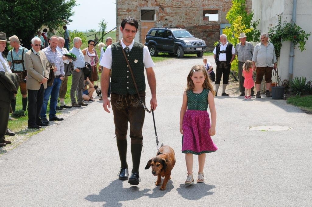 Linda und Thomas Rupp mit Chira v. Morthbühel – Jagdhunde Vorführung am Bezirksjägertag Mödling 2018