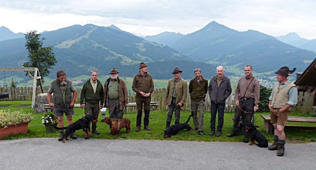 Übungstag 2018 der Landesgruppe Salzburg - vlnr: HF Josef Gruber, LL Hans Fercher, HF Walter Haslauer, LR Sepp Buchner, LR+HF Kurt Schlechtleitner, LR Roland Habringer, LR Peter Rohrmoser, HF Franz Schiefer, LRAW Thomas Winkler – Klub Dachsbracke
